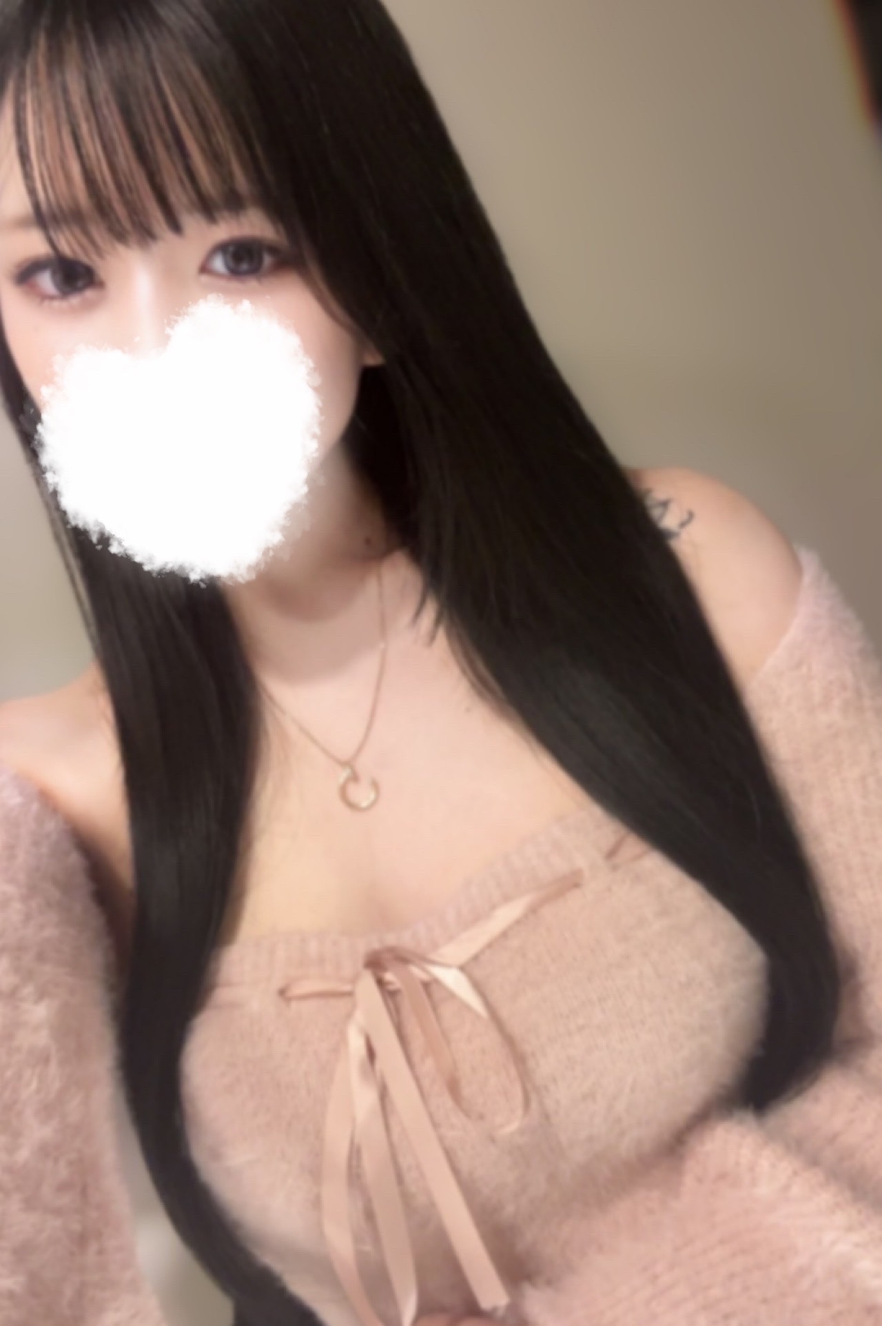 片田　しおな