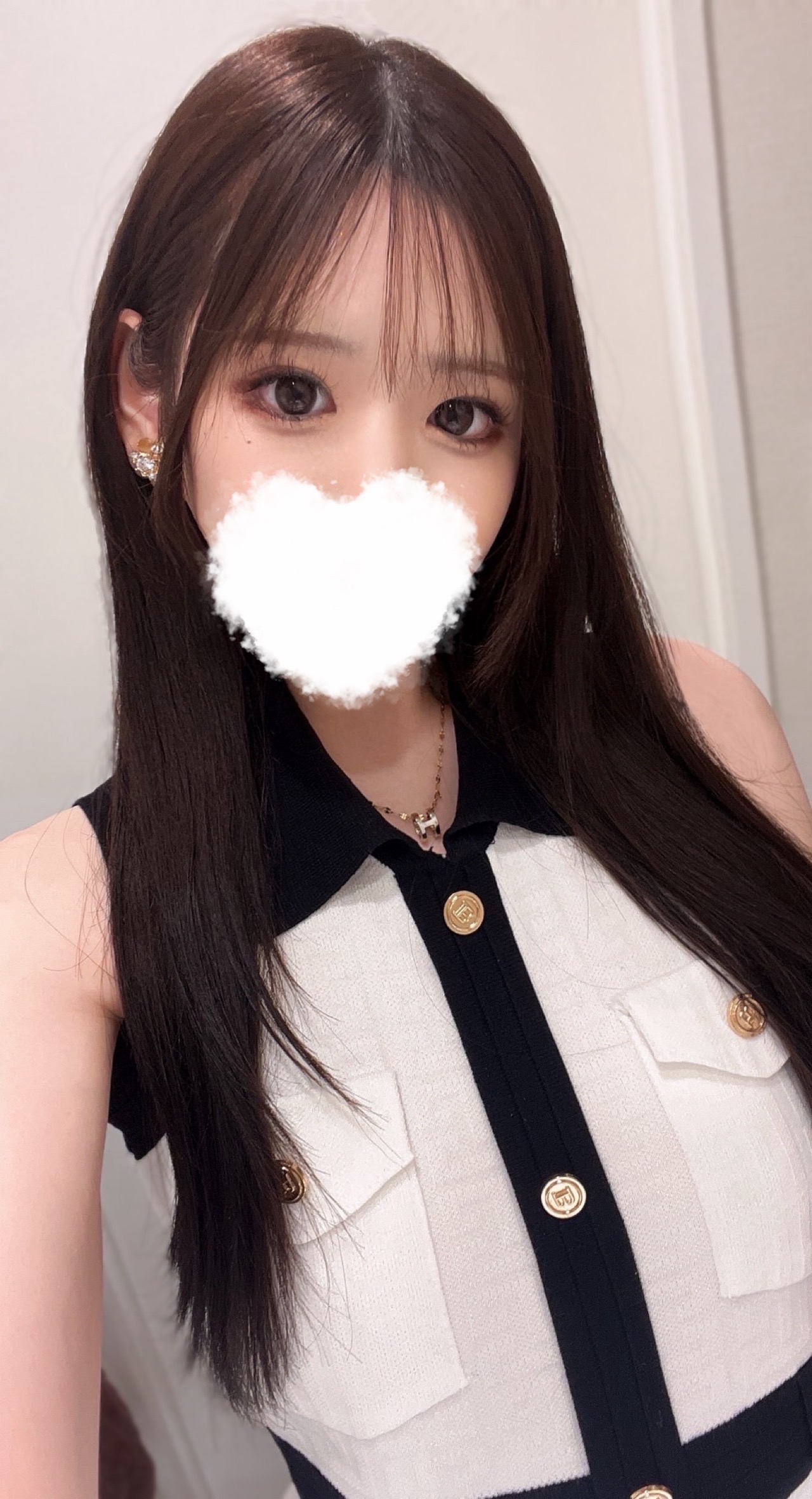 片田　しおな